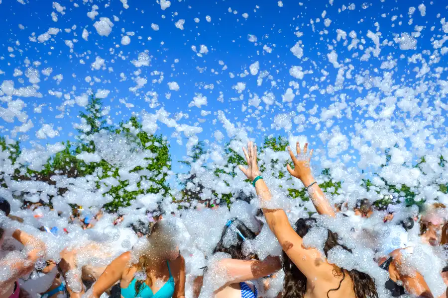 How Foam Machine Rentals Create Fun and Memorable Events in Naples, FL How Foam Machine Rentals Create Fun and Memorable Events in Naples, FL